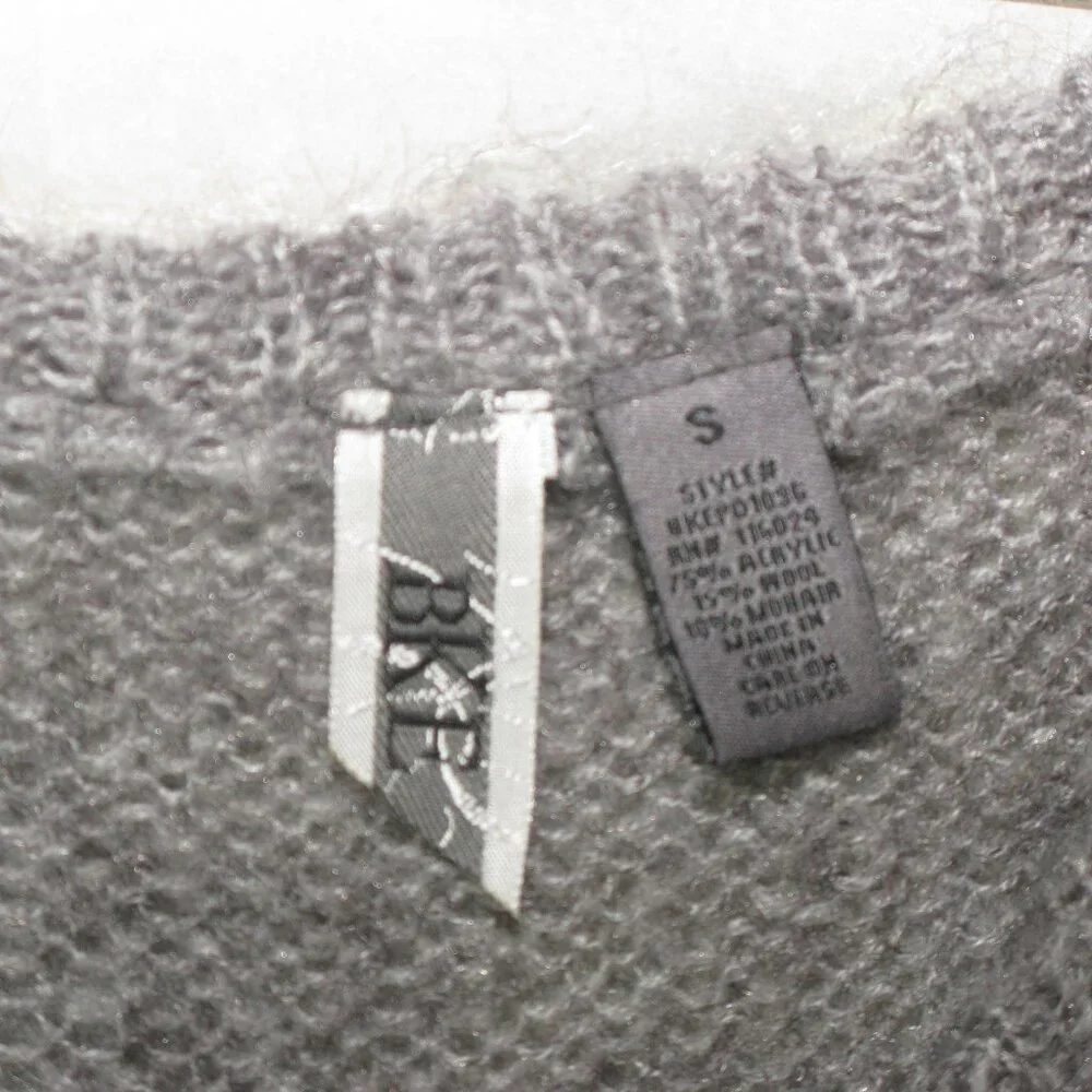 BKE Gray Partial Button Front Open Knit Lightweight Sweater Size Small - Picture 7 of 7